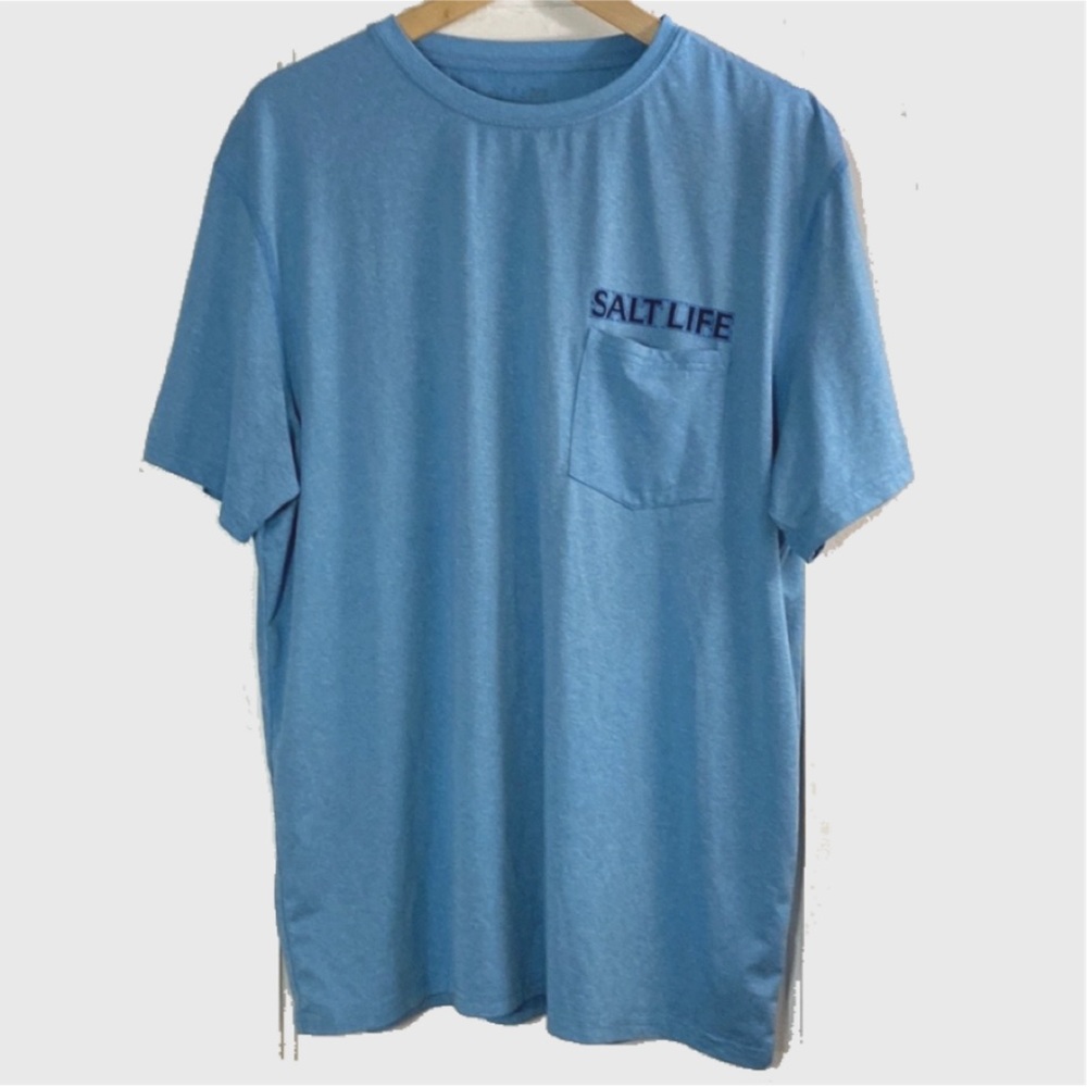SALE! 3 for $20🌠 Salt Life printed t-shirt